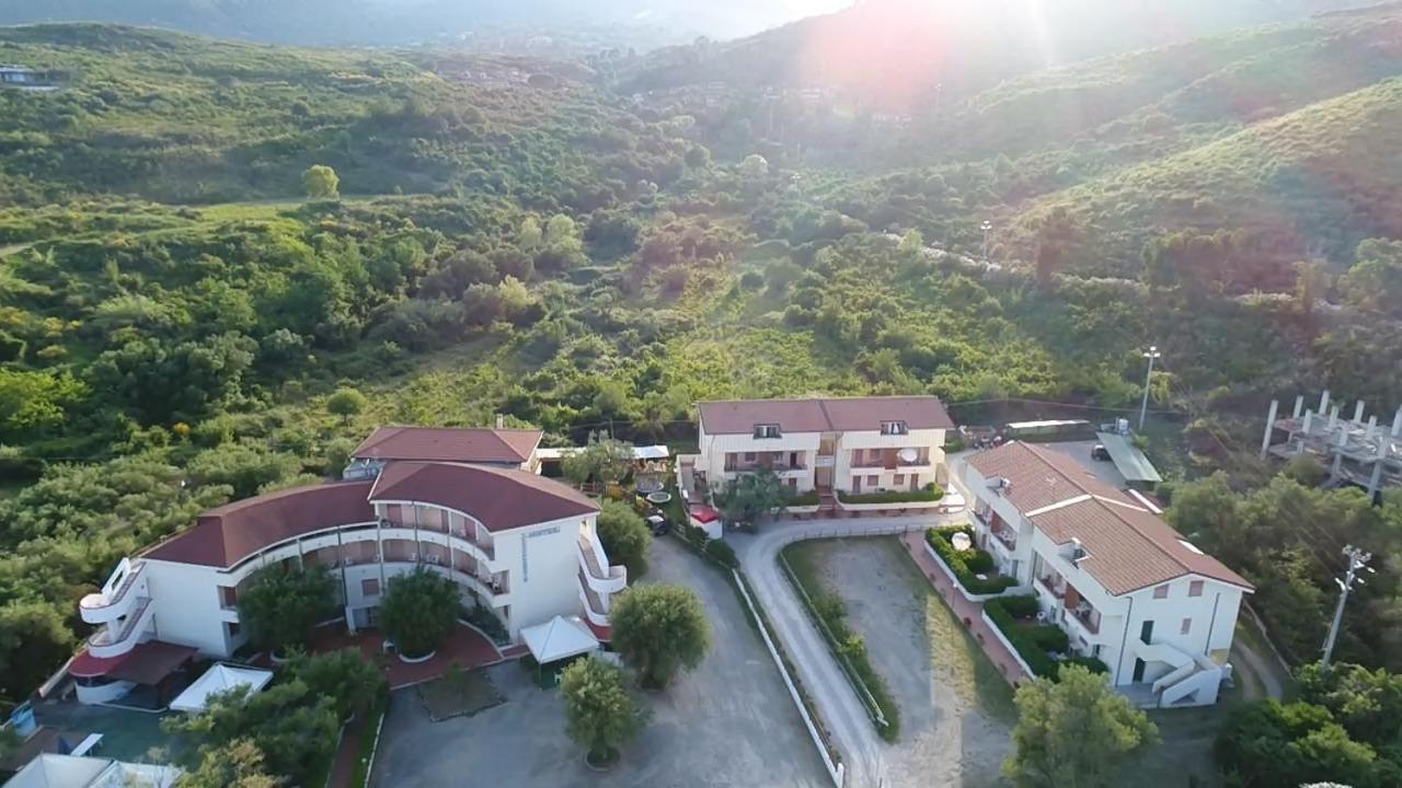 Residence Li Cylentos Policastro Scario A 2 Passi Dal Mare Поликастро Бусентино Екстериор снимка