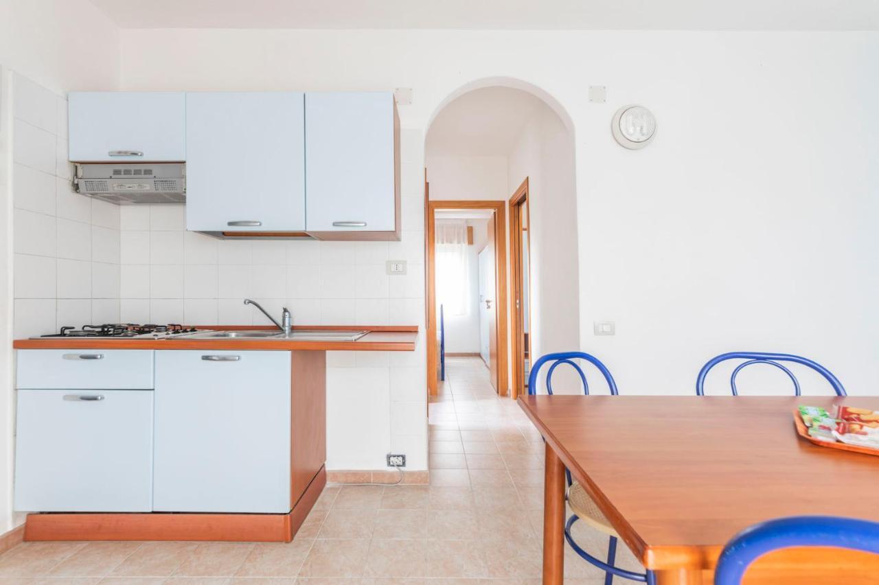 Residence Li Cylentos Policastro Scario A 2 Passi Dal Mare Поликастро Бусентино Екстериор снимка