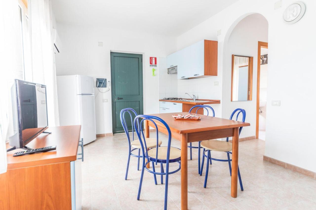 Residence Li Cylentos Policastro Scario A 2 Passi Dal Mare Поликастро Бусентино Екстериор снимка