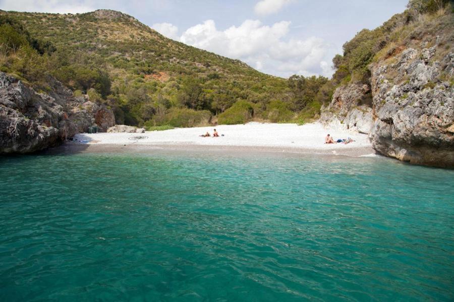 Residence Li Cylentos Policastro Scario A 2 Passi Dal Mare Поликастро Бусентино Екстериор снимка