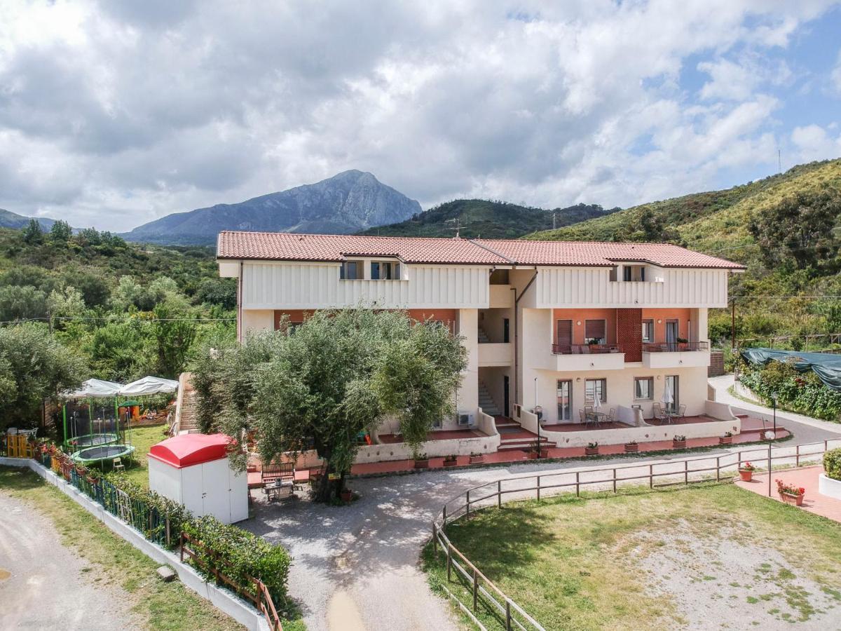 Residence Li Cylentos Policastro Scario A 2 Passi Dal Mare Поликастро Бусентино Екстериор снимка